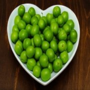 Dalından Turfanda Taze Can Eriği Yeşil Erik (100 gram)