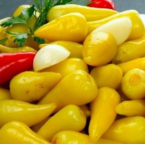 Ata Tohumları Geleneksel Sarı Tombul Turşuluk Sofralık Biberiye Tohumu(20 tohum)
